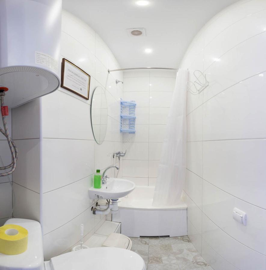 Cozy Apartment Beside Metro Yaroslava Mudroho, Universytet - Chernyshevska Str 95-6 Harkiv Dış mekan fotoğraf
